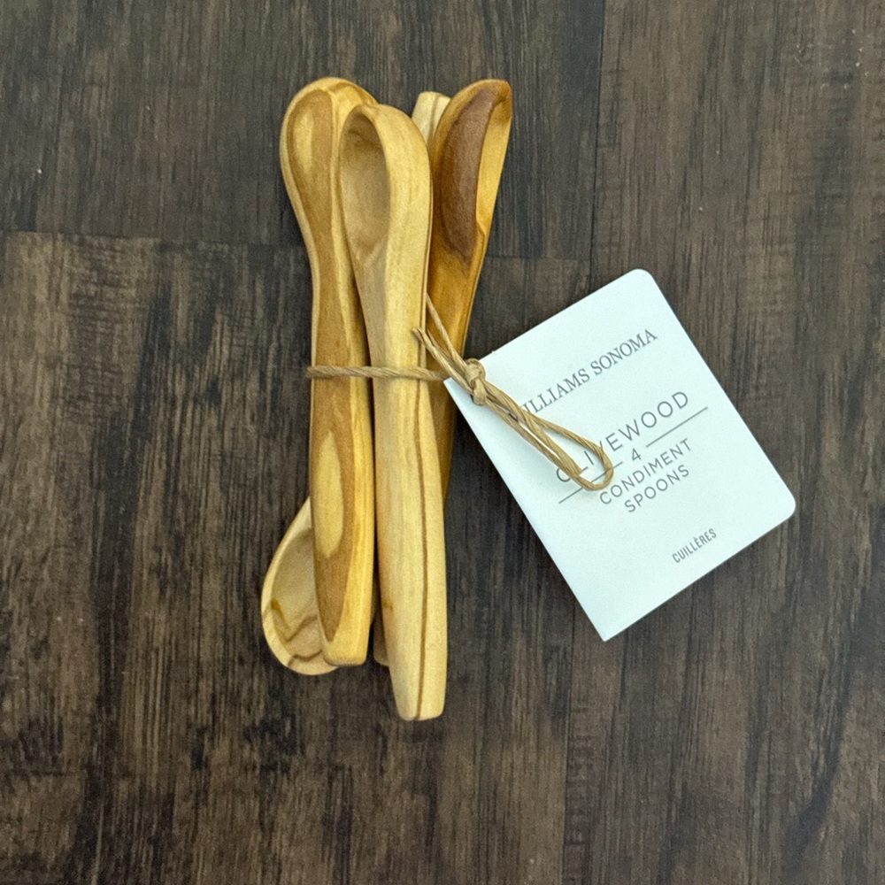 Williams Sonoma Olive Wood condiments Salt Spoons - Natural Wood set of 4 - Picture 2 of 16